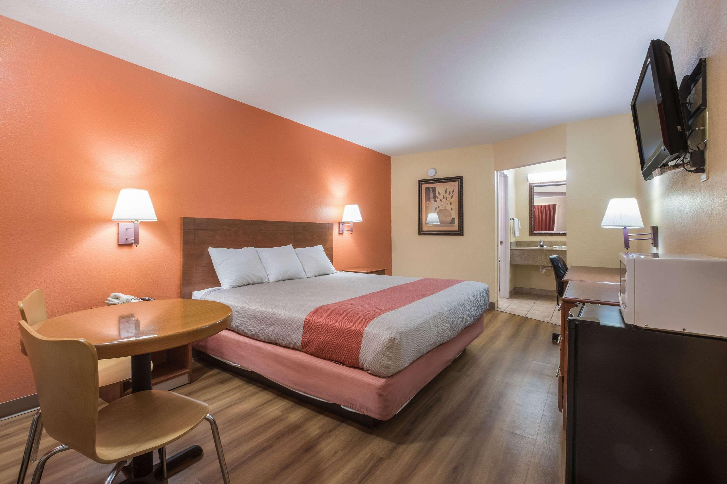 Rodeway Inn & Suites Macon Eksteriør bilde