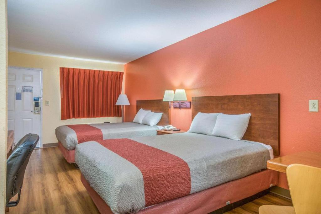 Rodeway Inn & Suites Macon Eksteriør bilde
