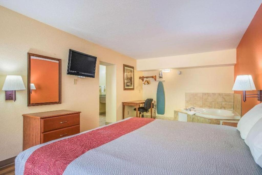 Rodeway Inn & Suites Macon Eksteriør bilde