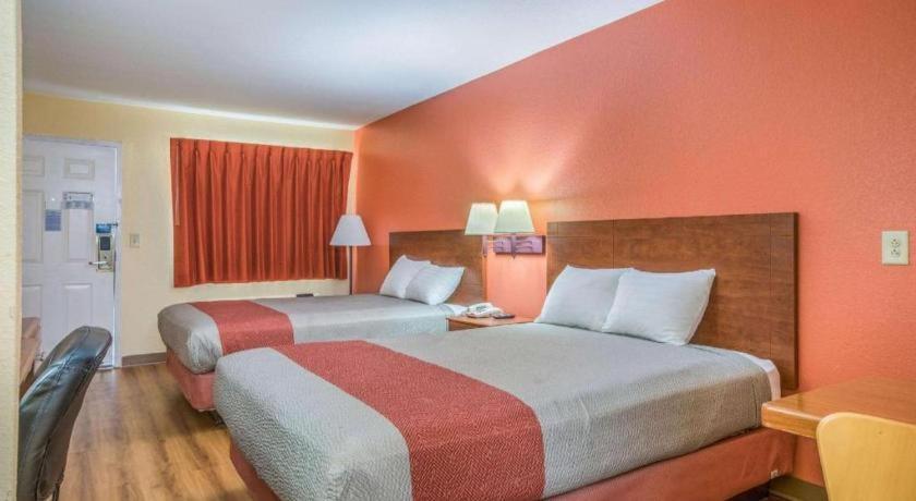Rodeway Inn & Suites Macon Eksteriør bilde