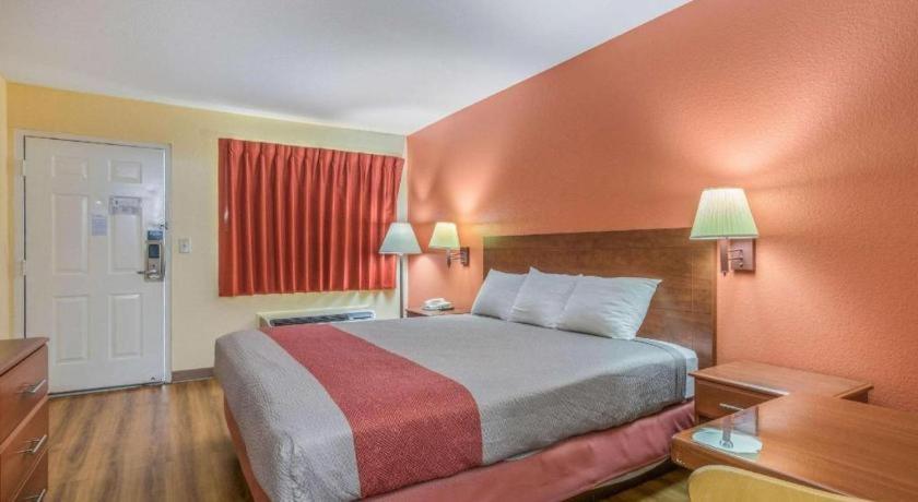 Rodeway Inn & Suites Macon Eksteriør bilde