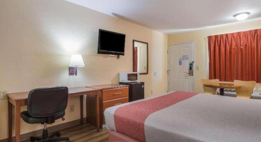 Rodeway Inn & Suites Macon Eksteriør bilde