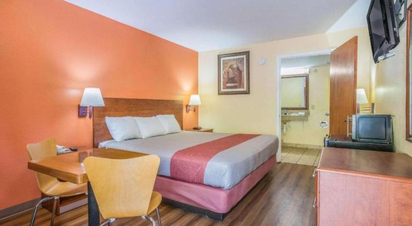 Rodeway Inn & Suites Macon Eksteriør bilde